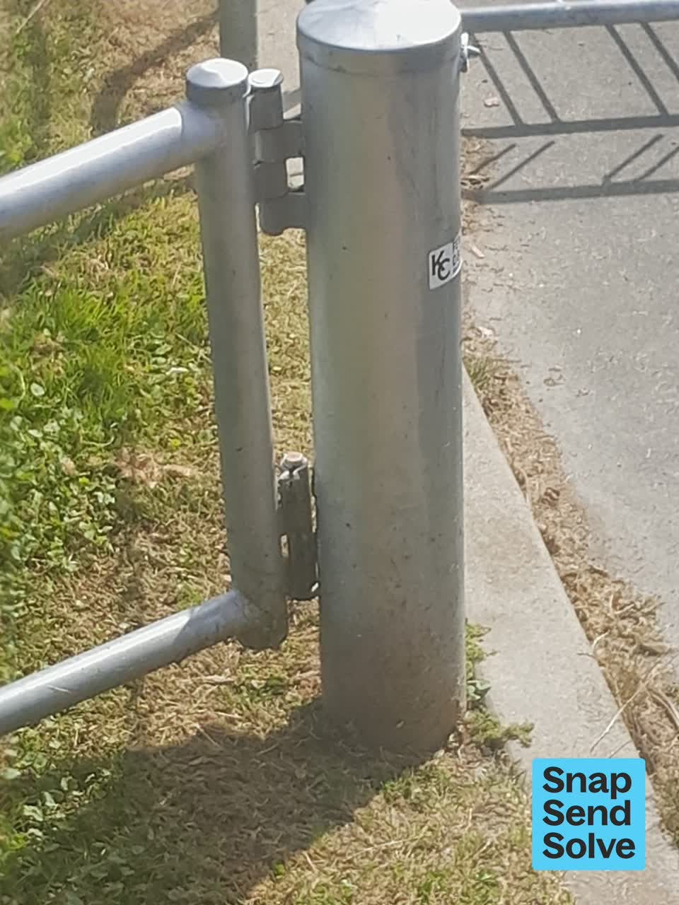 The photograph attached to this park - general request report