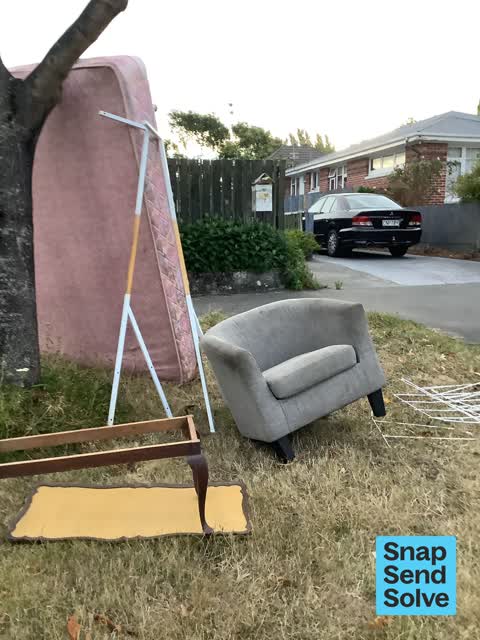 Dumped Rubbish, a report photo