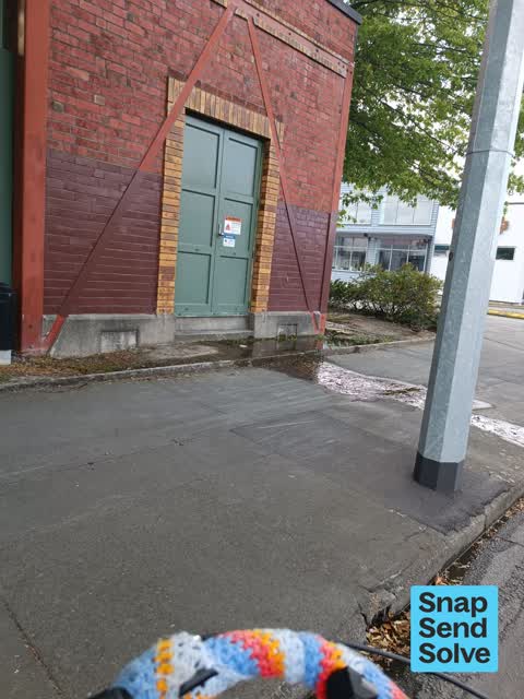 Water Leak, a report photo