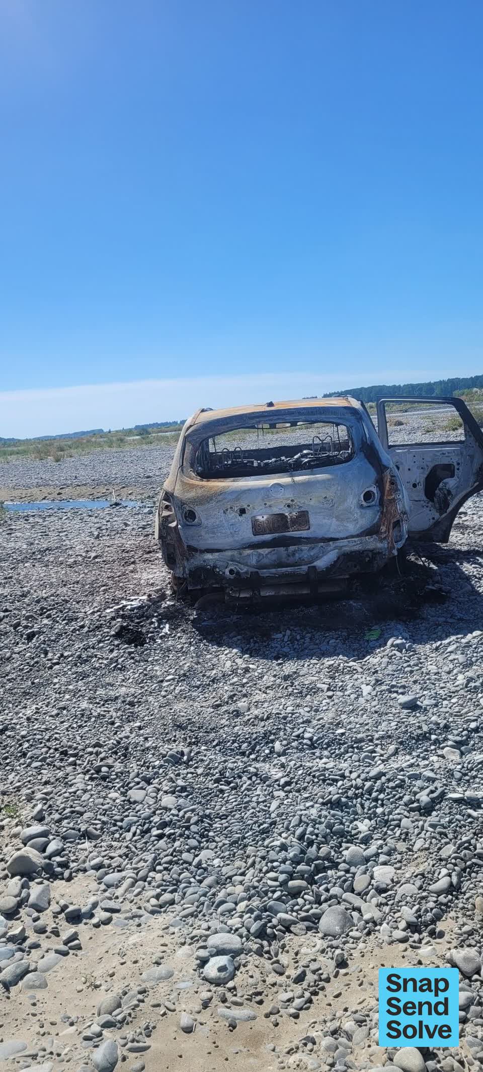 The photograph attached to this abandoned vehicle report