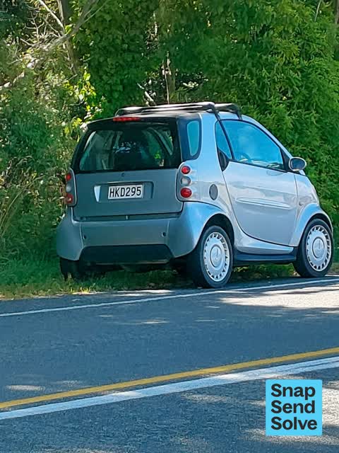 Abandoned Vehicle, a report photo