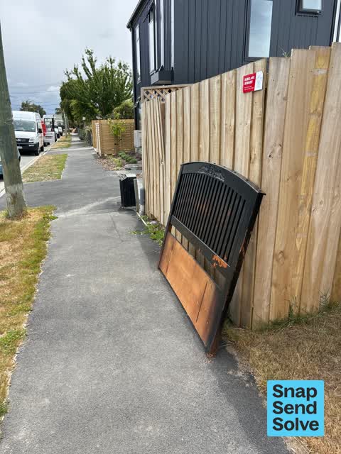 Dumped Rubbish, a report photo