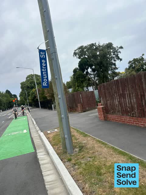 Damaged Street Sign, a report photo
