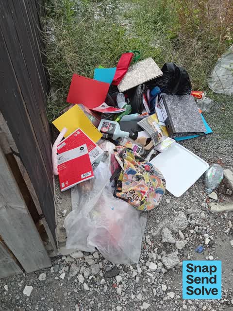 Dumped Rubbish, a report photo