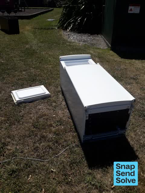 Dumped Rubbish, a report photo