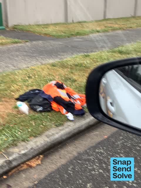 Dumped Rubbish, a report photo