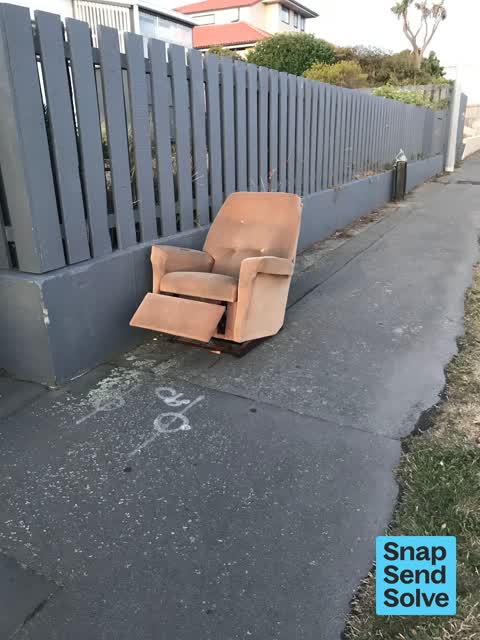 Dumped Rubbish — a report photo