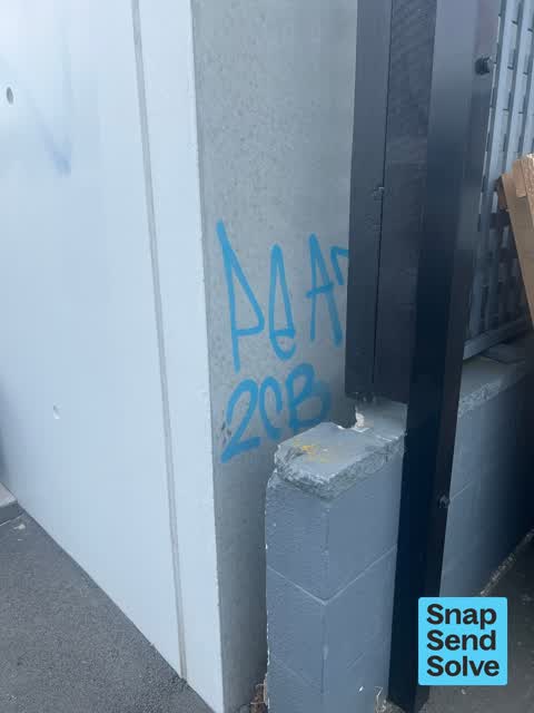 Graffiti, a report photo
