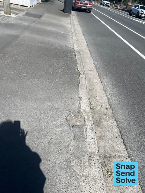 Pavement - Damaged, a report photo