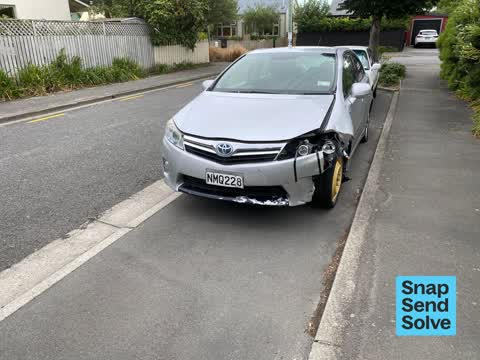 Abandoned Vehicle, a report photo