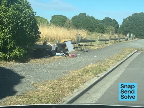Dumped Rubbish — a report photo