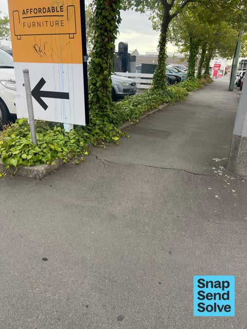 Pavement - Damaged, a report photo