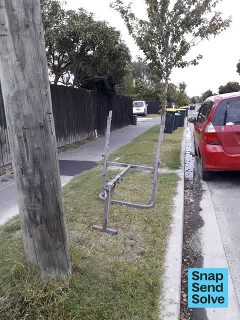 Dumped Rubbish, a report photo