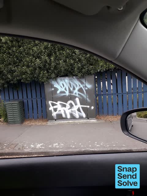 Graffiti, a report photo