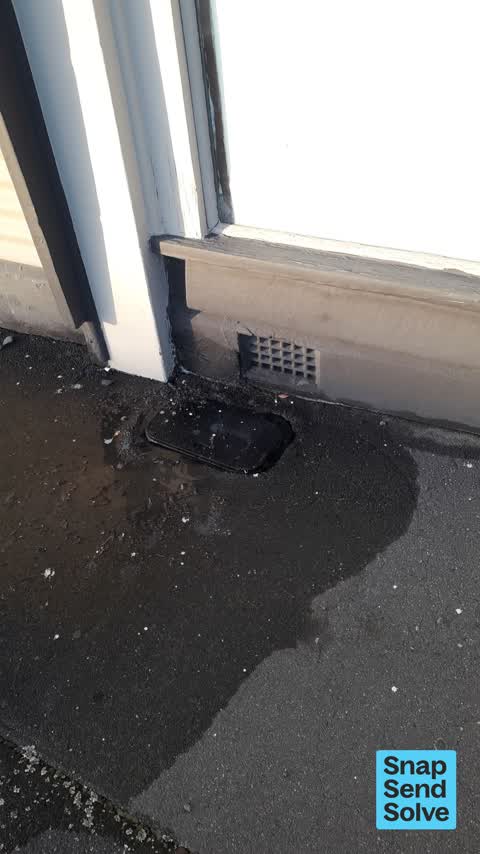 Water Leak, a report photo