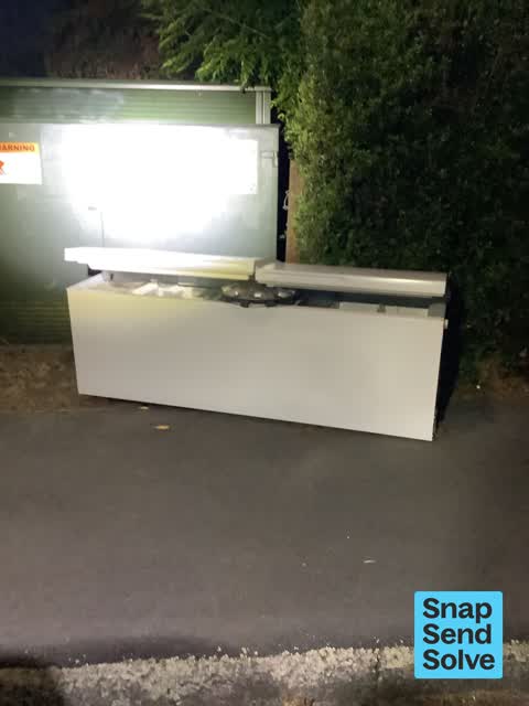 Dumped Rubbish, a report photo