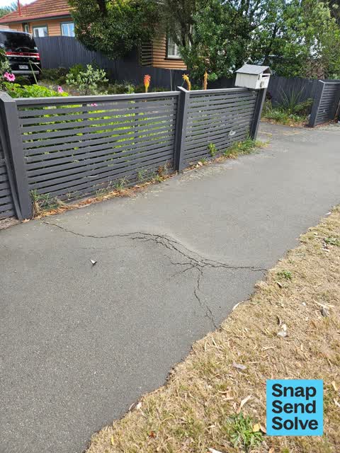 Pavement - Damaged, a report photo