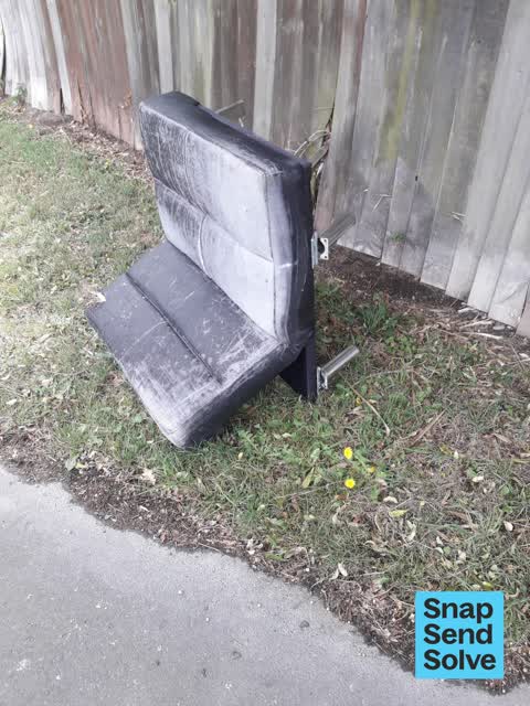 Dumped Rubbish, a report photo