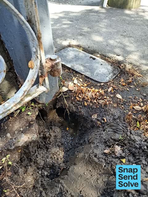 Water Leak, a report photo