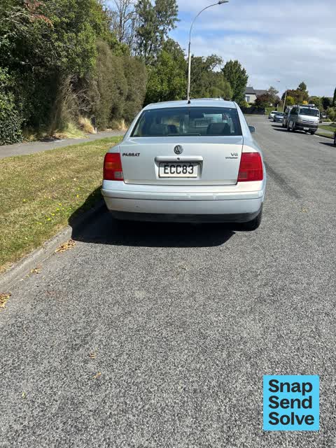 Abandoned Vehicle, a report photo