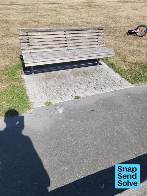 Dumped Rubbish, a report photo