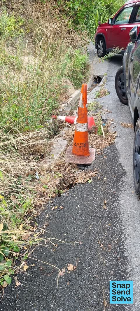 Damaged Road, a report photo