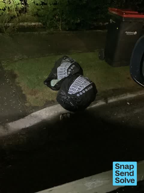Dumped Rubbish, a report photo