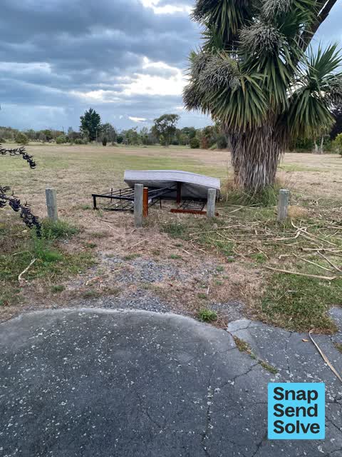 Dumped Rubbish, a report photo
