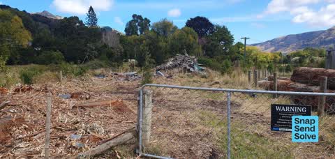 Dumped Rubbish, a report photo