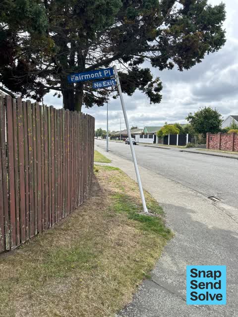 Damaged Street Sign, a report photo
