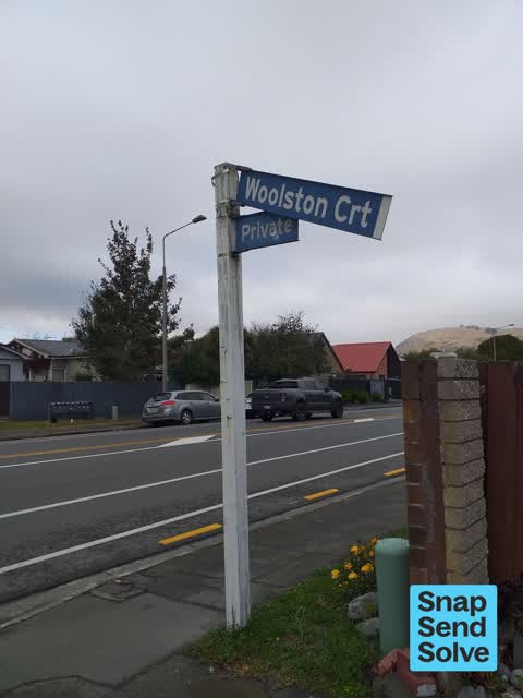 Damaged Street Sign, a report photo