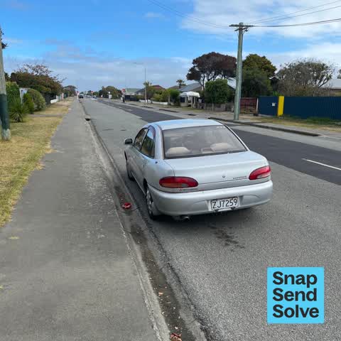 Abandoned Vehicle, a report photo