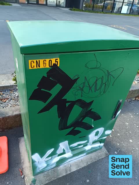 Graffiti somewhere else — a report photo