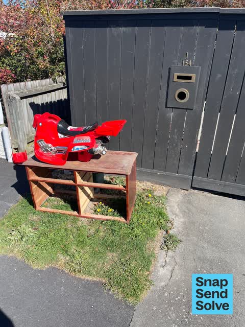Dumped Rubbish — a report photo