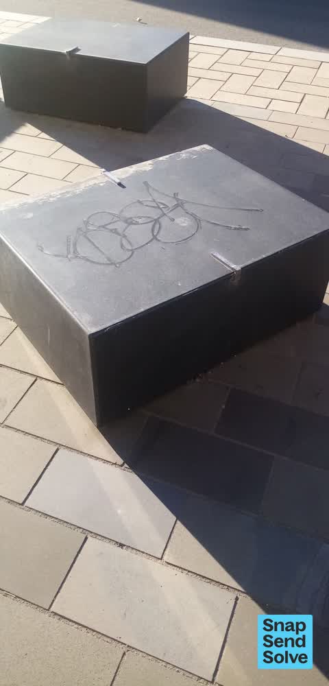 Graffiti somewhere else — a report photo