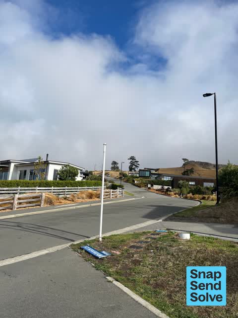 Damaged Street Sign, a report photo