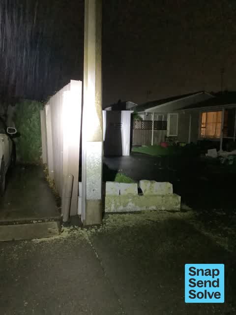 Street Light Outage, a report photo