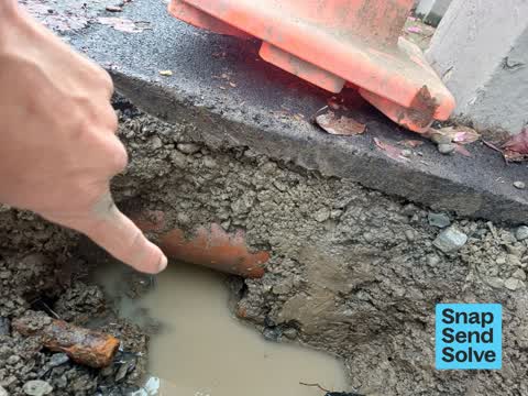 Street Gutters / Storm Water, a report photo