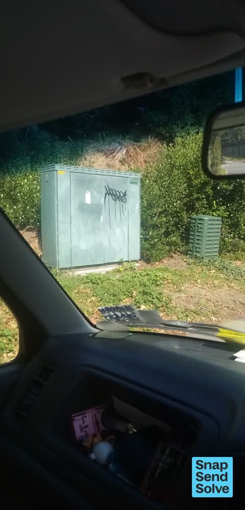 Graffiti somewhere else, a report photo