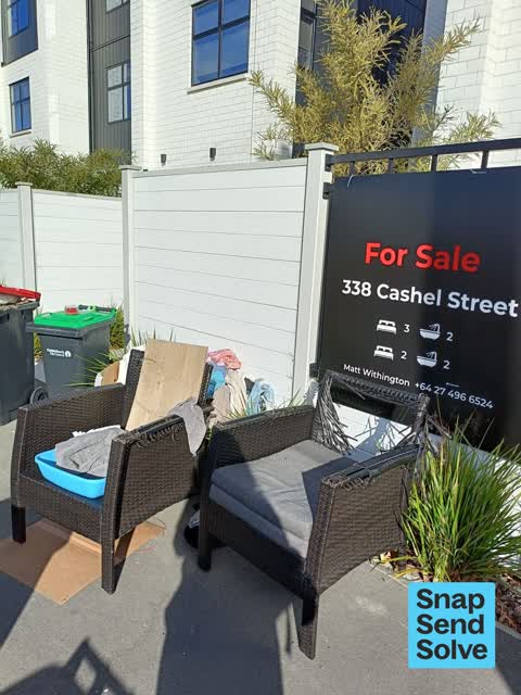 Dumped Rubbish, a report photo