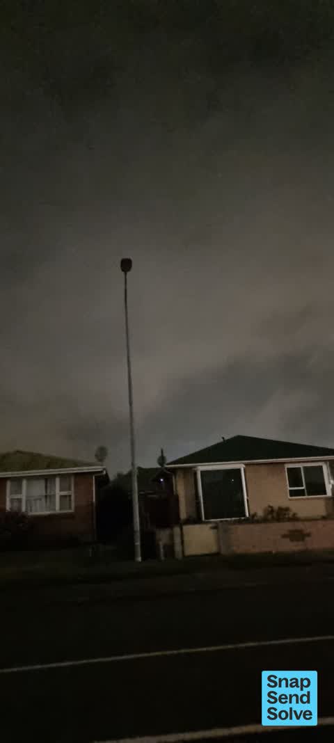 Street Light Outage, a report photo