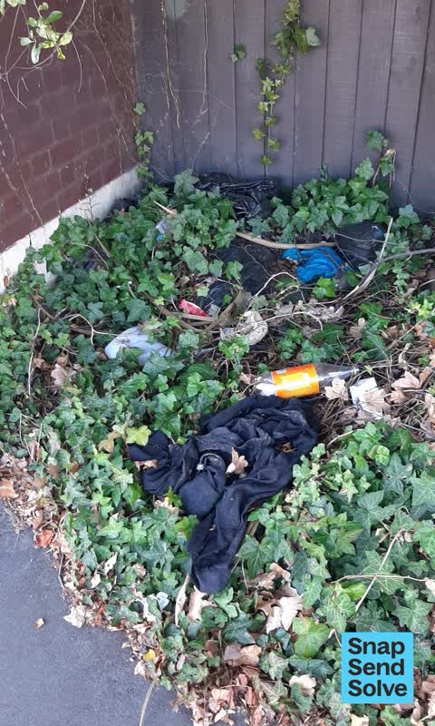 Dumped Rubbish, a report photo