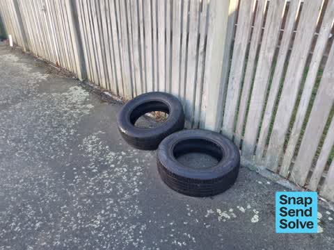 Dumped Rubbish, a report photo