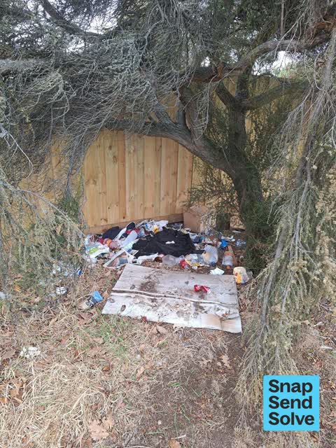 Dumped Rubbish, a report photo
