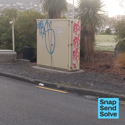 Graffiti somewhere else, a report photo