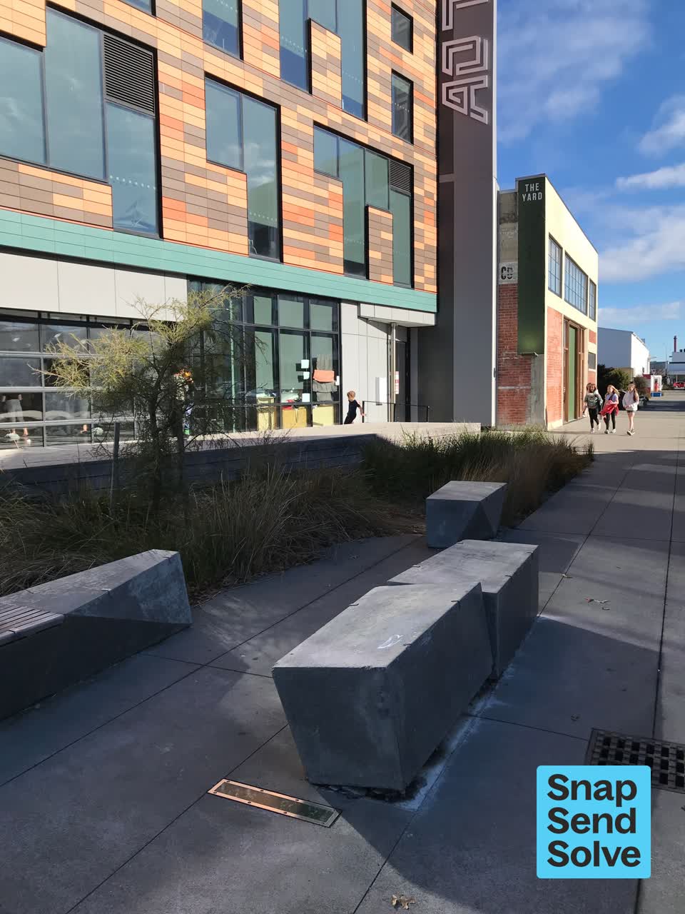 The photograph attached to this facility - general request report
