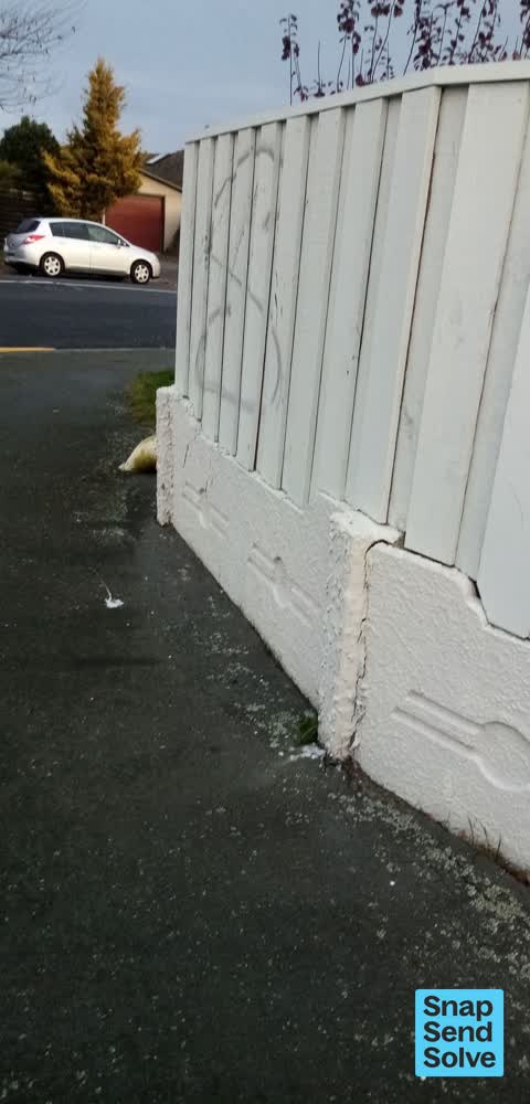 Graffiti somewhere else, a report photo