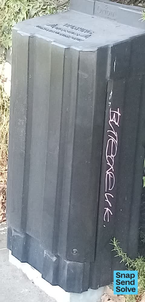 Graffiti somewhere else — a report photo
