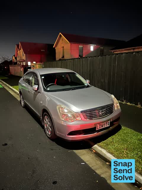 Hazard, vehicle, a report photo