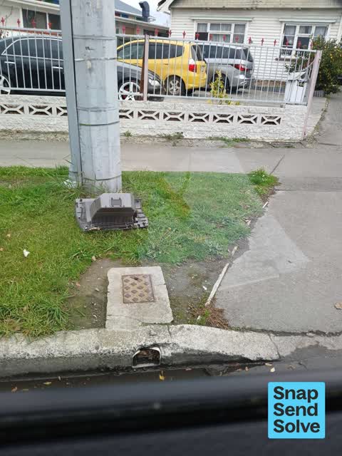 Dumped Rubbish, a report photo
